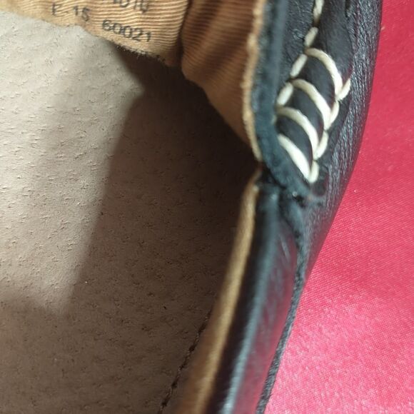 Sperry Woman's SZ 5M Flats Driver Loafer. Condition is Pre-owned. - Picture 3 of 10